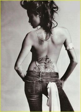 Pali incantation tattoo written in Khmer script