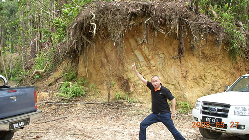 bongkersz posing during the Tasik Kenyir trip